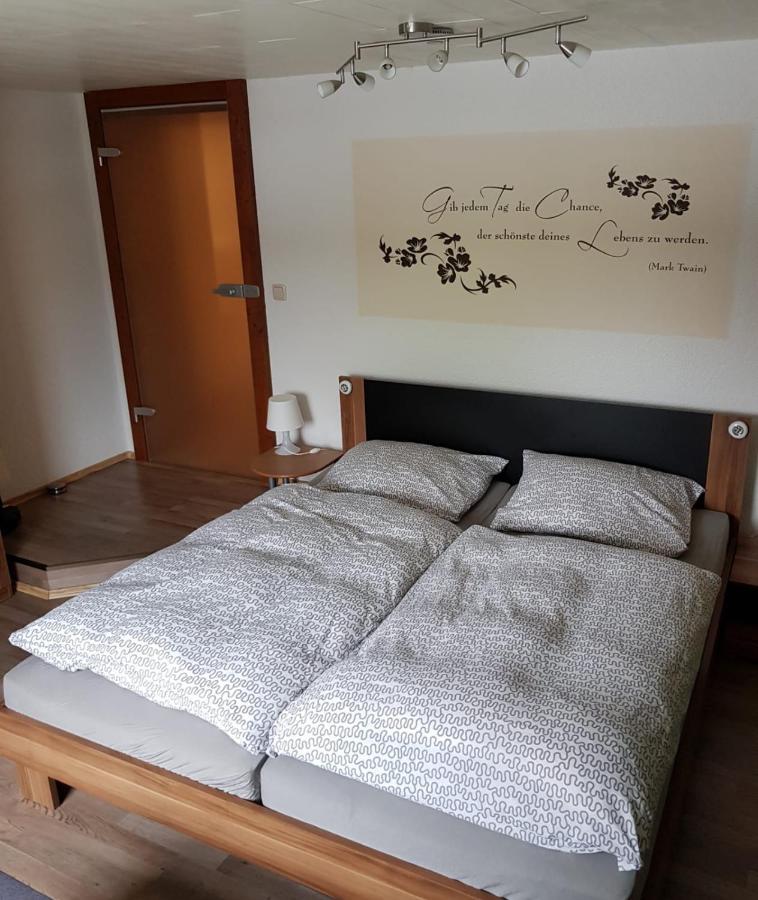 Ferienwohnung Hähnert Schwarzenberg/Erzgebirge Exterior foto